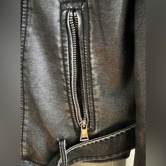 Akira Moto Jacket - Picture 4 of 4